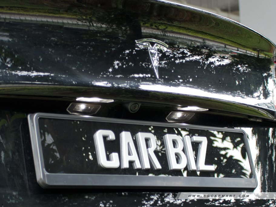 https://i.i-sgcm.com/new_cars/cars/12565/12565_g46