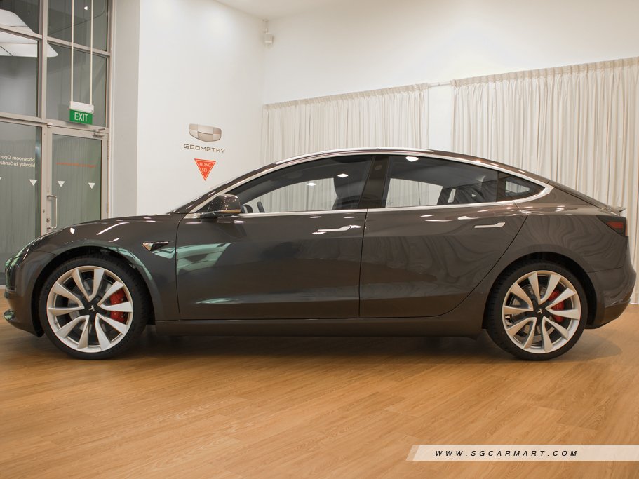 https://i.i-sgcm.com/new_cars/cars/12565/12565_g4