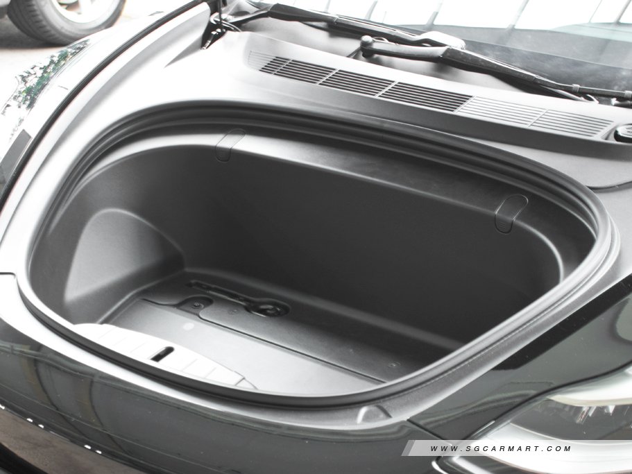 https://i.i-sgcm.com/new_cars/cars/12565/12565_g62