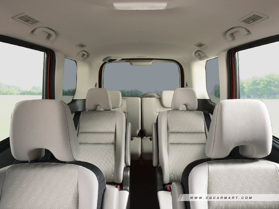 https://i.i-sgcm.com/new_cars/cars/12568/12568_g15