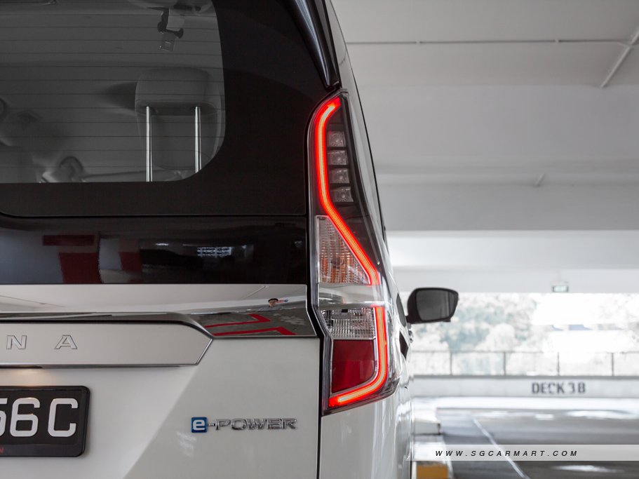 https://i.i-sgcm.com/new_cars/cars/12568/12568_g27