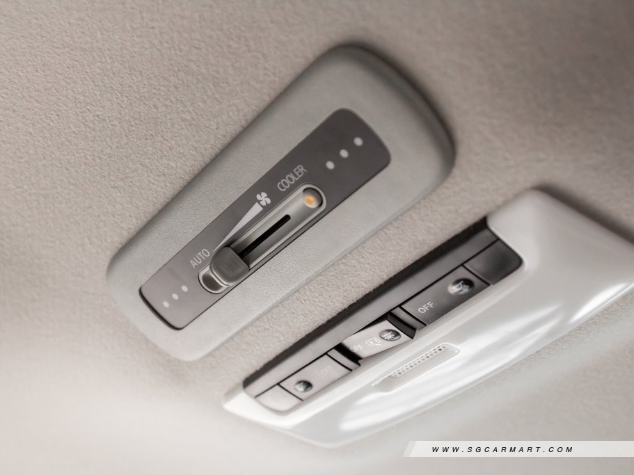https://i.i-sgcm.com/new_cars/cars/12568/12568_g32