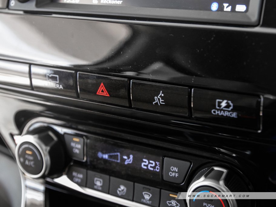 https://i.i-sgcm.com/new_cars/cars/12568/12568_g53