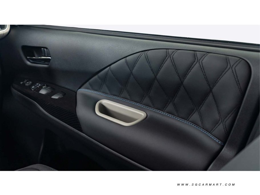 https://i.i-sgcm.com/new_cars/cars/12568/12568_g71