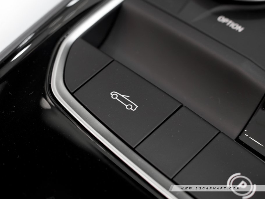 https://i.i-sgcm.com/new_cars/cars/12569/12569_g34