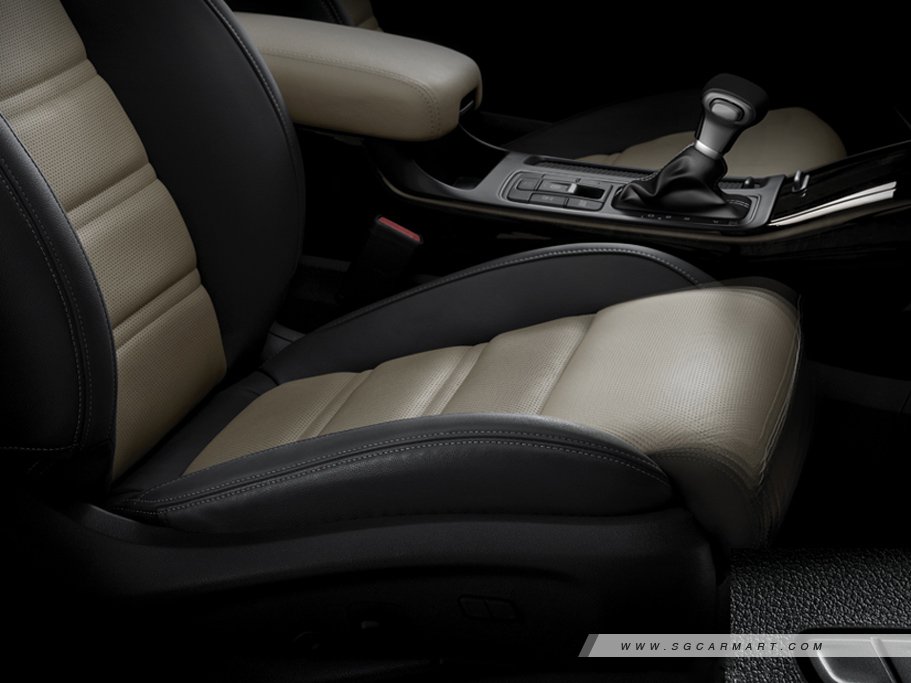 https://i.i-sgcm.com/new_cars/cars/12586/12586_g17