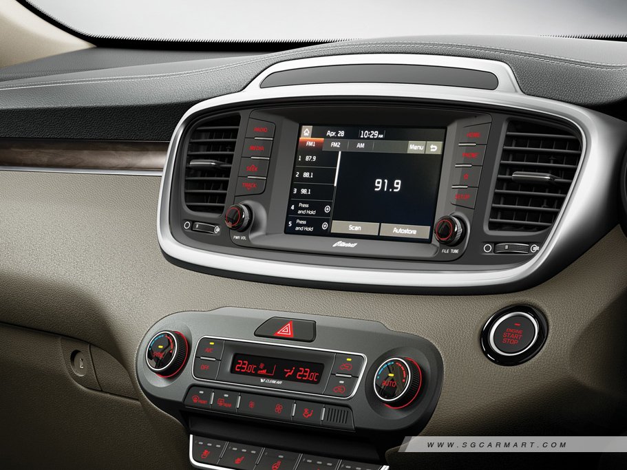 https://i.i-sgcm.com/new_cars/cars/12586/12586_g24