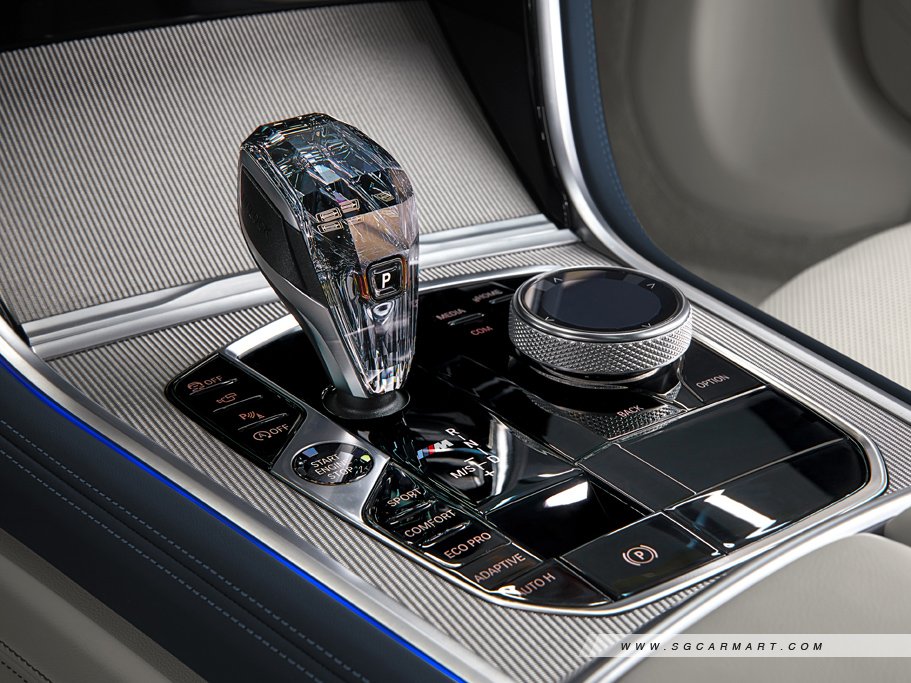 https://i.i-sgcm.com/new_cars/cars/12588/12588_g32