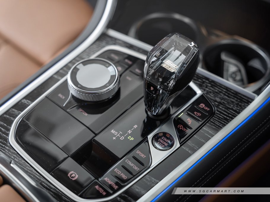 https://i.i-sgcm.com/new_cars/cars/12589/12589_g52