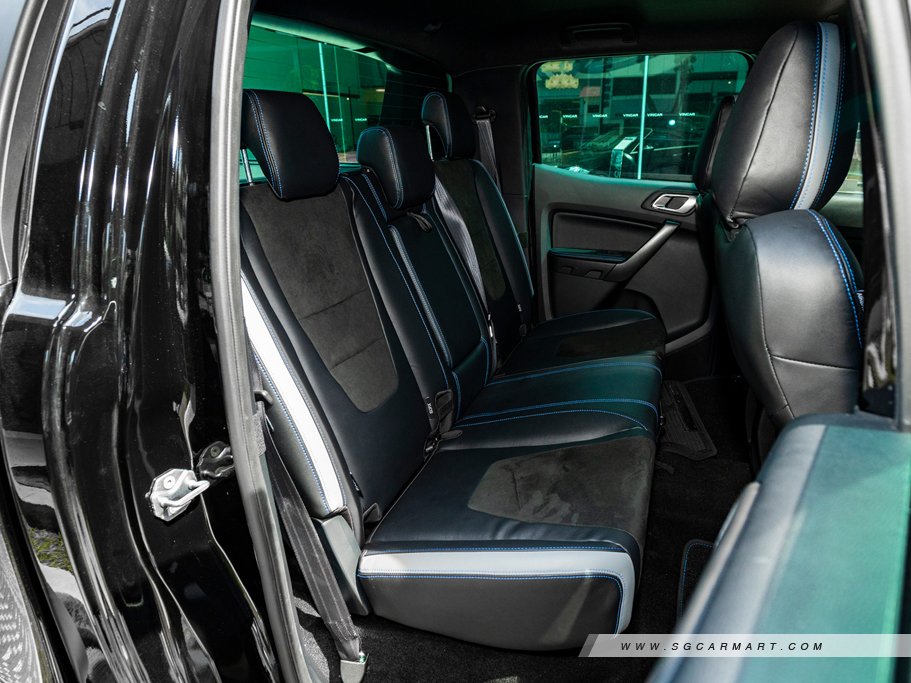 https://i.i-sgcm.com/new_cars/cars/12590/12590_g18
