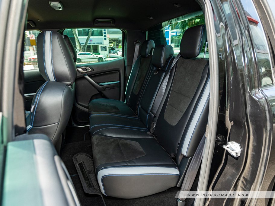 https://i.i-sgcm.com/new_cars/cars/12590/12590_g19