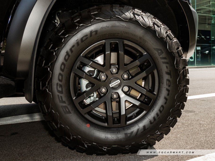 https://i.i-sgcm.com/new_cars/cars/12590/12590_g4