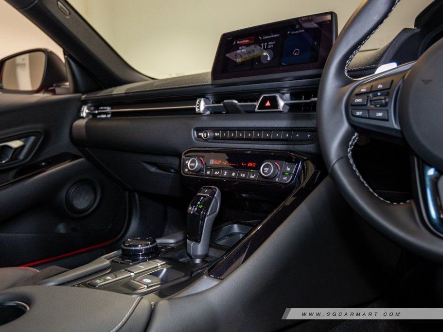 https://i.i-sgcm.com/new_cars/cars/12591/12591_g53