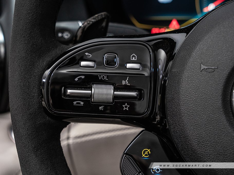 https://i.i-sgcm.com/new_cars/cars/12592/12592_g58