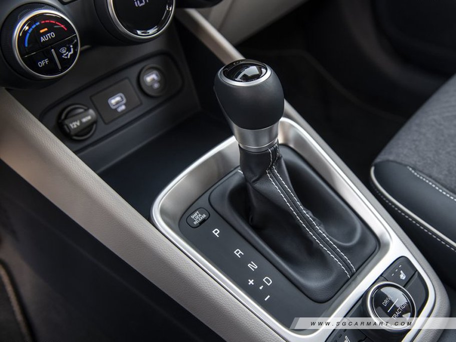 https://i.i-sgcm.com/new_cars/cars/12603/12603_g17