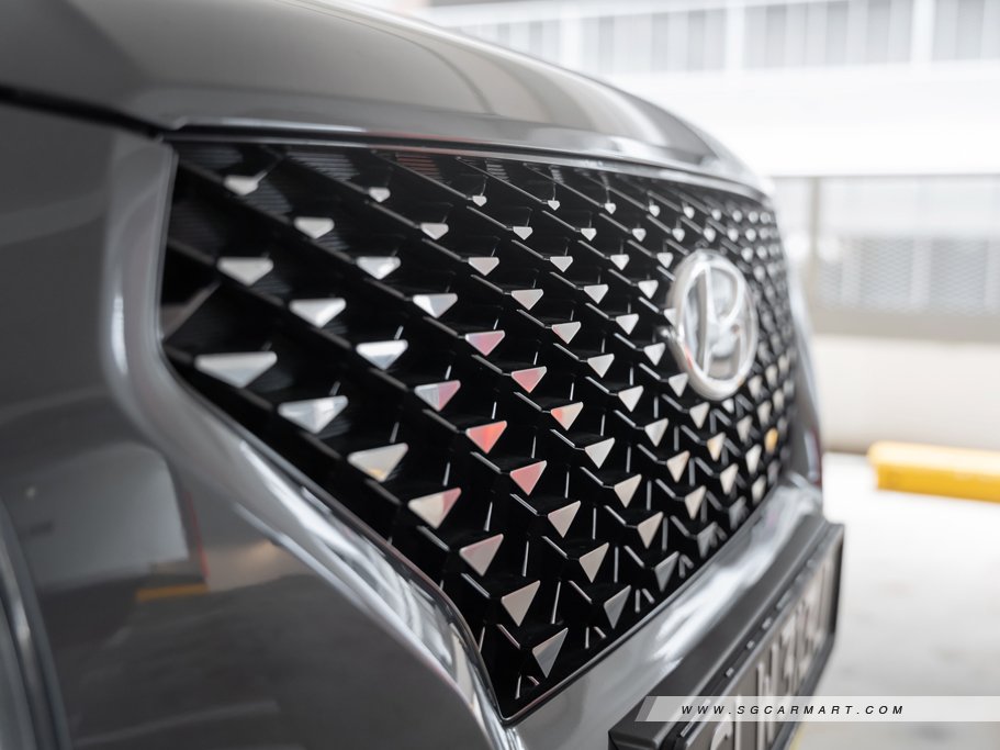 https://i.i-sgcm.com/new_cars/cars/12603/12603_g62