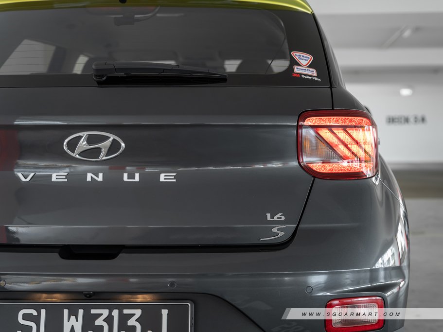 https://i.i-sgcm.com/new_cars/cars/12603/12603_g64