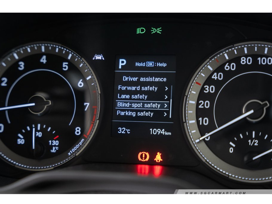 https://i.i-sgcm.com/new_cars/cars/12603/12603_g71