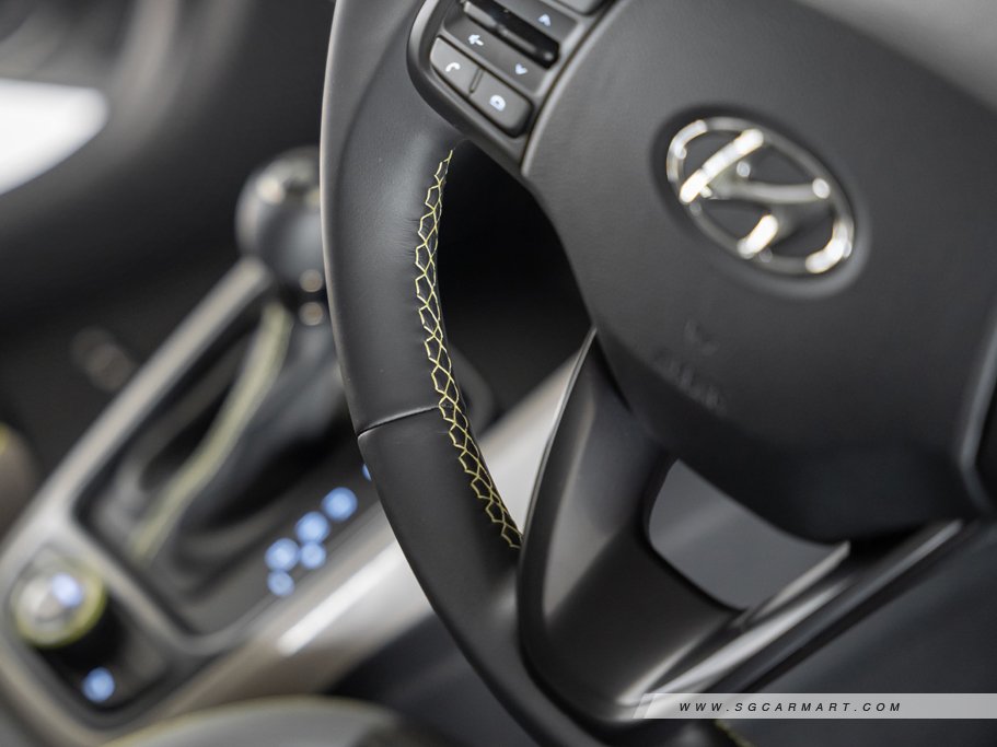 https://i.i-sgcm.com/new_cars/cars/12603/12603_g75
