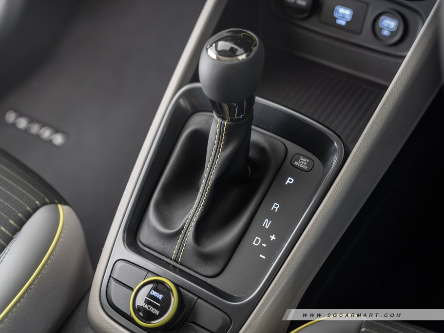 https://i.i-sgcm.com/new_cars/cars/12603/12603_g86