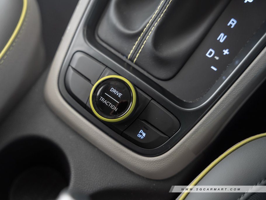 https://i.i-sgcm.com/new_cars/cars/12603/12603_g88