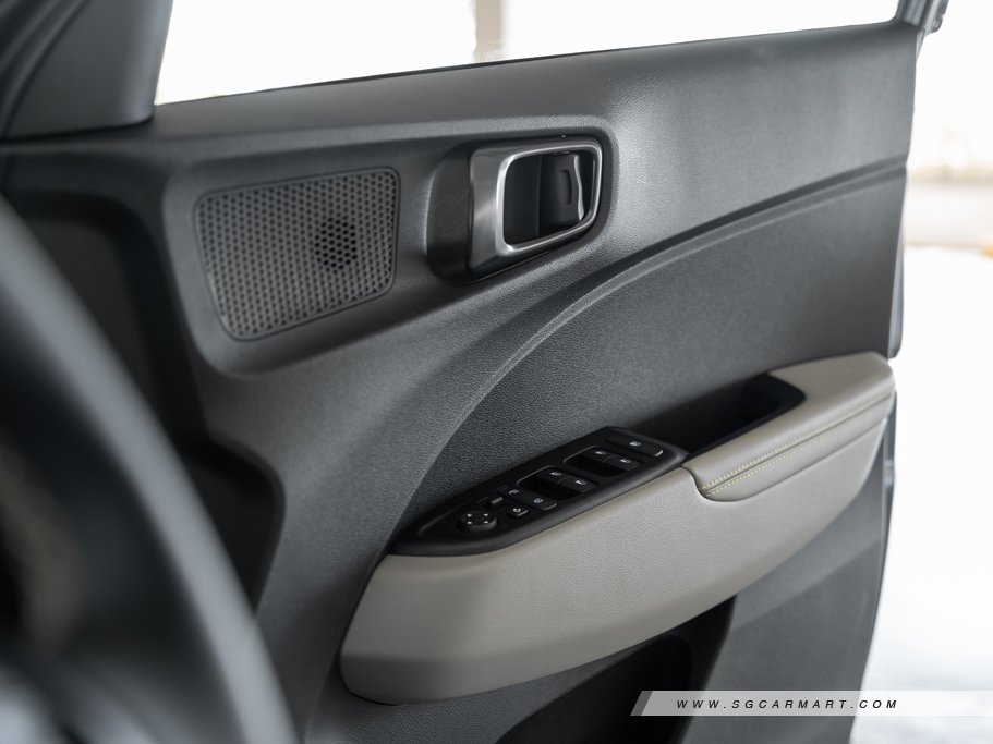 https://i.i-sgcm.com/new_cars/cars/12603/12603_g90