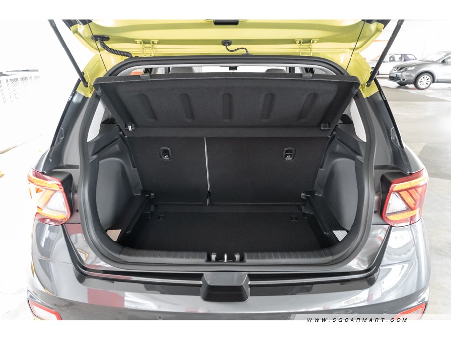 https://i.i-sgcm.com/new_cars/cars/12603/12603_g93