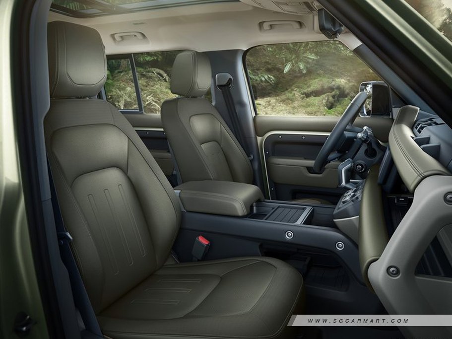 https://i.i-sgcm.com/new_cars/cars/12605/12605_g15