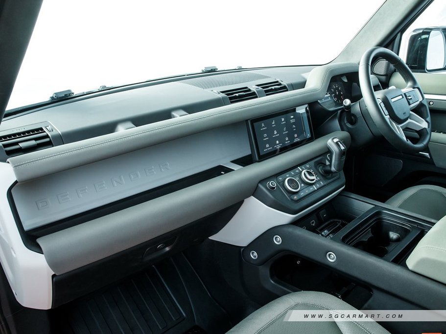 https://i.i-sgcm.com/new_cars/cars/12605/12605_g16