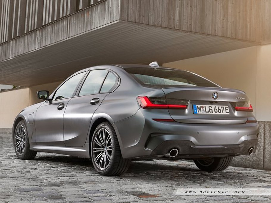 BMW 3 Series Plug-in Hybrid 10