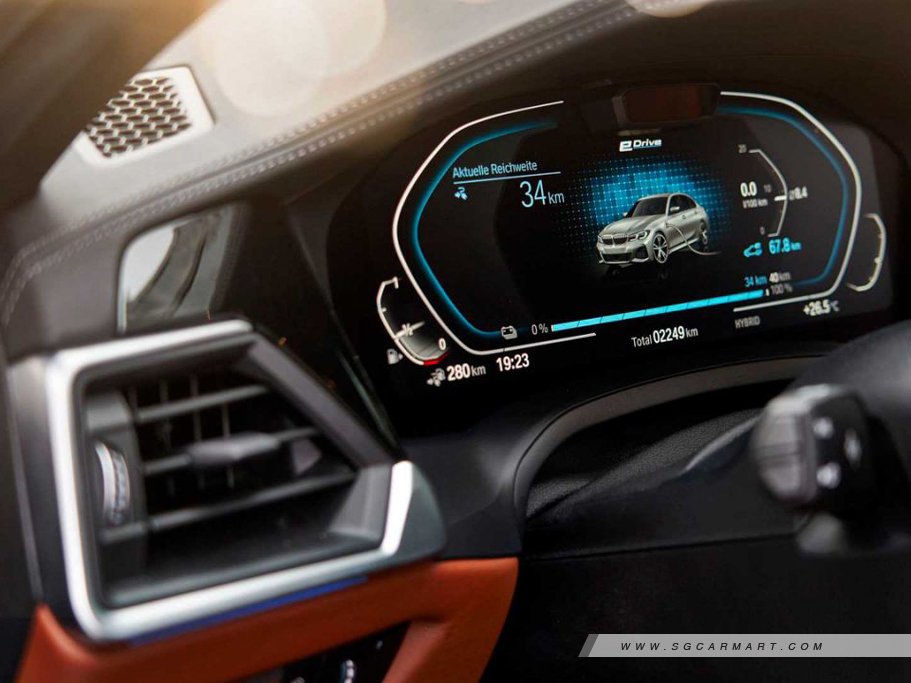 BMW 3 Series Plug-in Hybrid 22