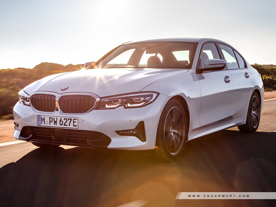 BMW 3 Series Plug-in Hybrid 2