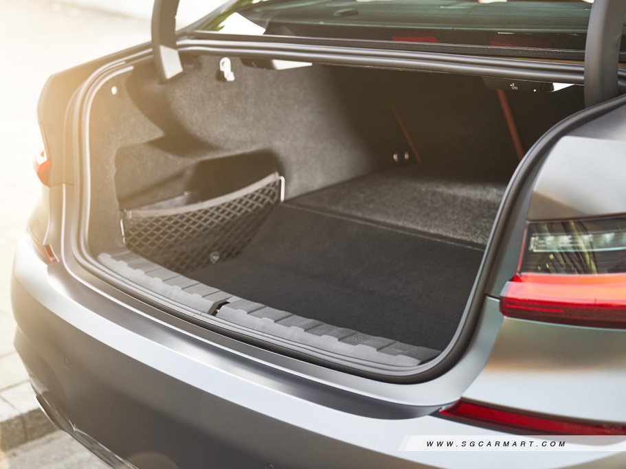 BMW 3 Series Plug-in Hybrid 36