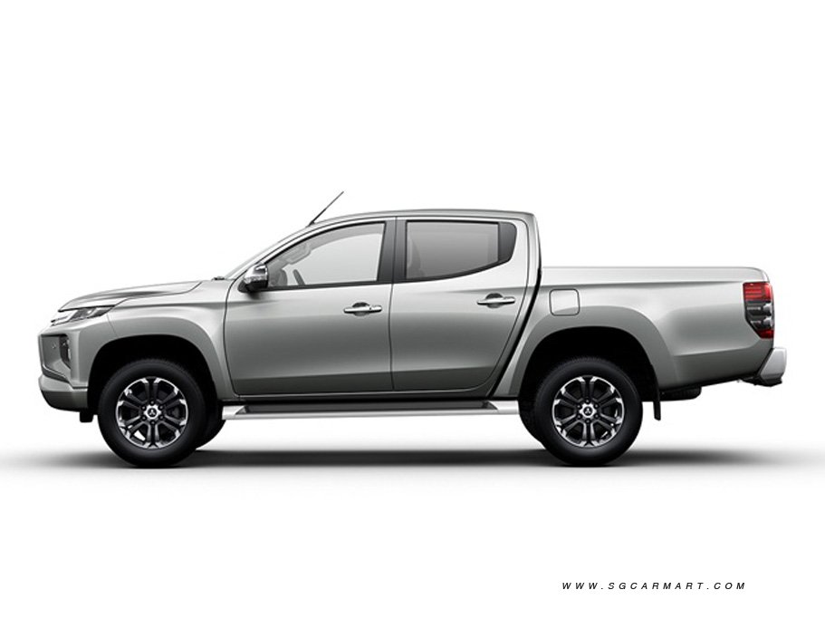 https://i.i-sgcm.com/new_cars/cars/12608/12608_g9