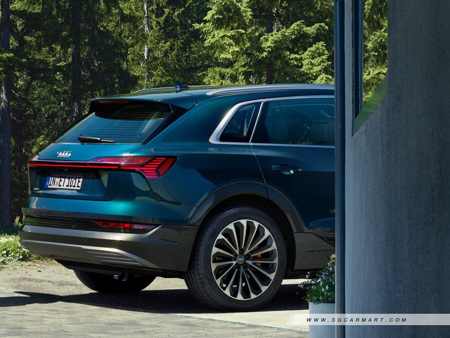 https://i.i-sgcm.com/new_cars/cars/12620/12620_g14