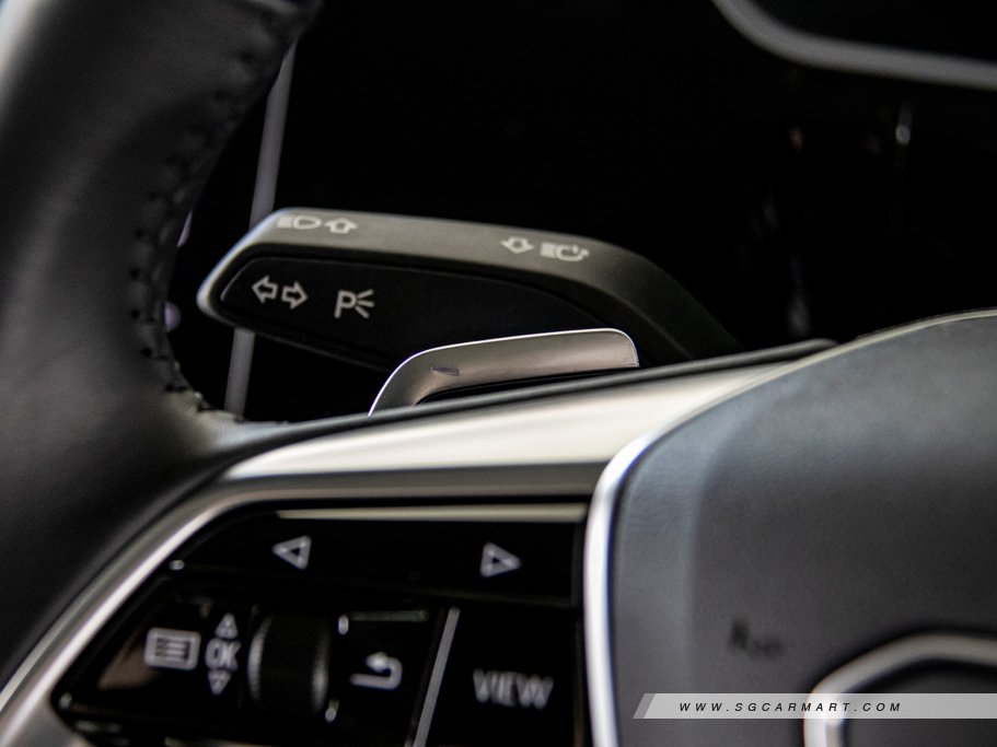 https://i.i-sgcm.com/new_cars/cars/12620/12620_g48