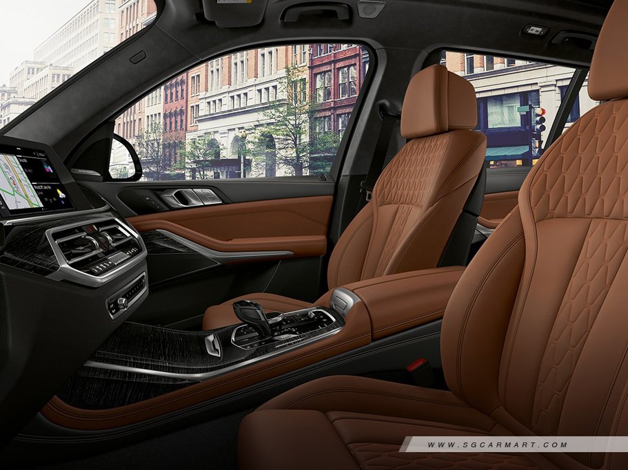https://i.i-sgcm.com/new_cars/cars/12621/12621_g12