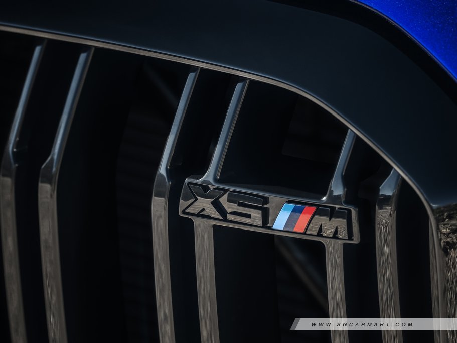 https://i.i-sgcm.com/new_cars/cars/12623/12623_g12