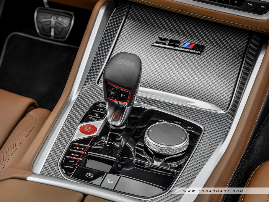 https://i.i-sgcm.com/new_cars/cars/12623/12623_g23
