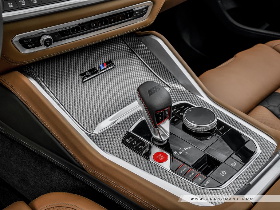https://i.i-sgcm.com/new_cars/cars/12623/12623_g24