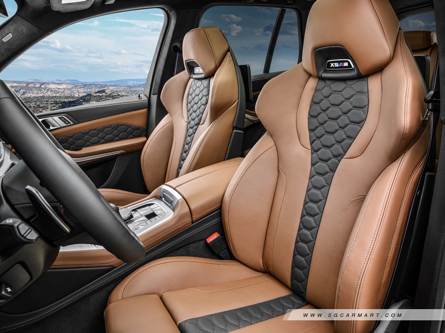https://i.i-sgcm.com/new_cars/cars/12623/12623_g26