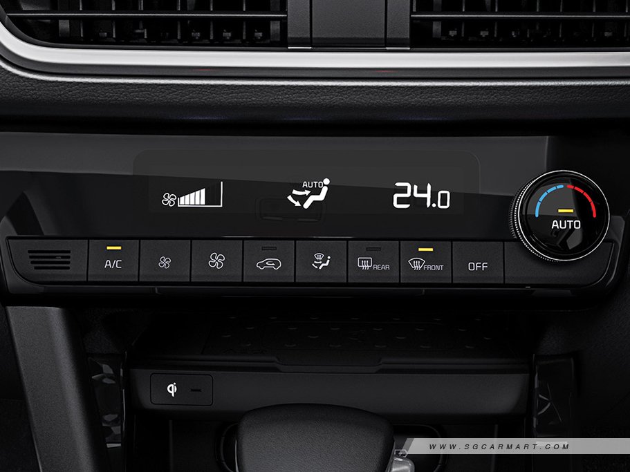 https://i.i-sgcm.com/new_cars/cars/12626/12626_g40