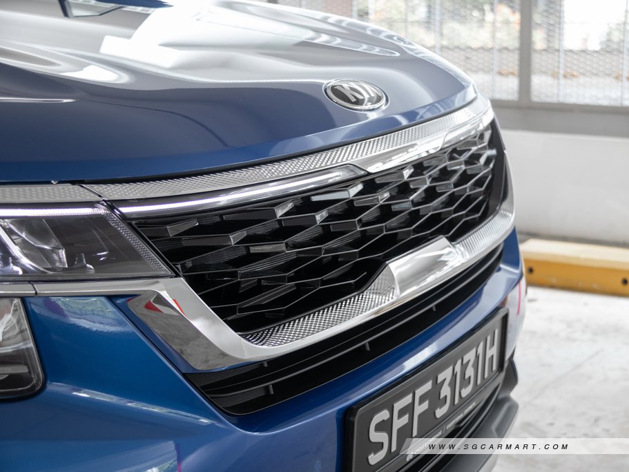 https://i.i-sgcm.com/new_cars/cars/12626/12626_g54