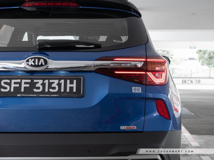 https://i.i-sgcm.com/new_cars/cars/12626/12626_g56