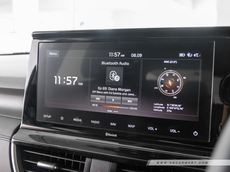https://i.i-sgcm.com/new_cars/cars/12626/12626_g64