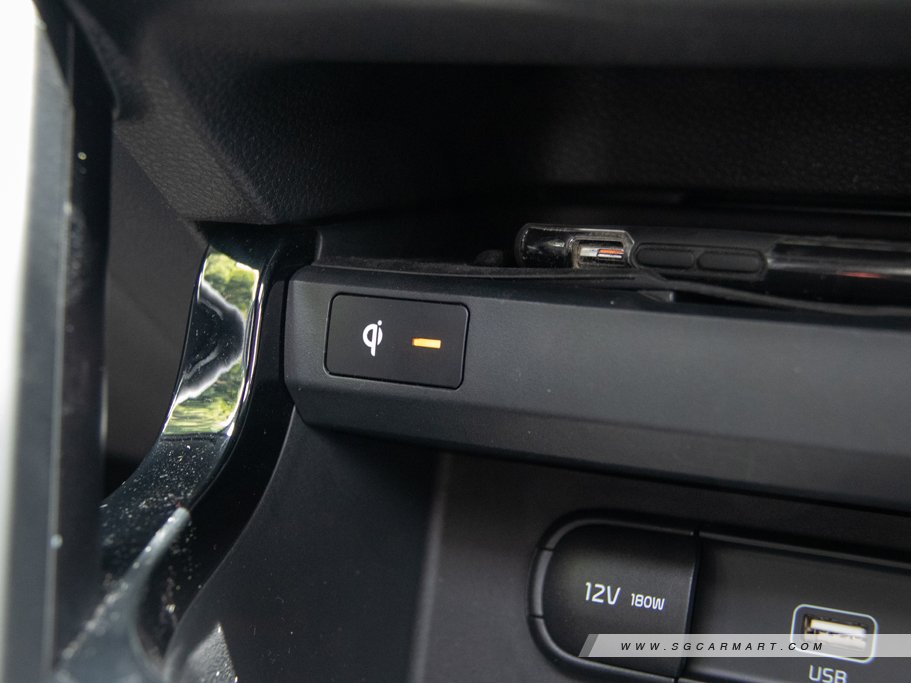 https://i.i-sgcm.com/new_cars/cars/12626/12626_g69