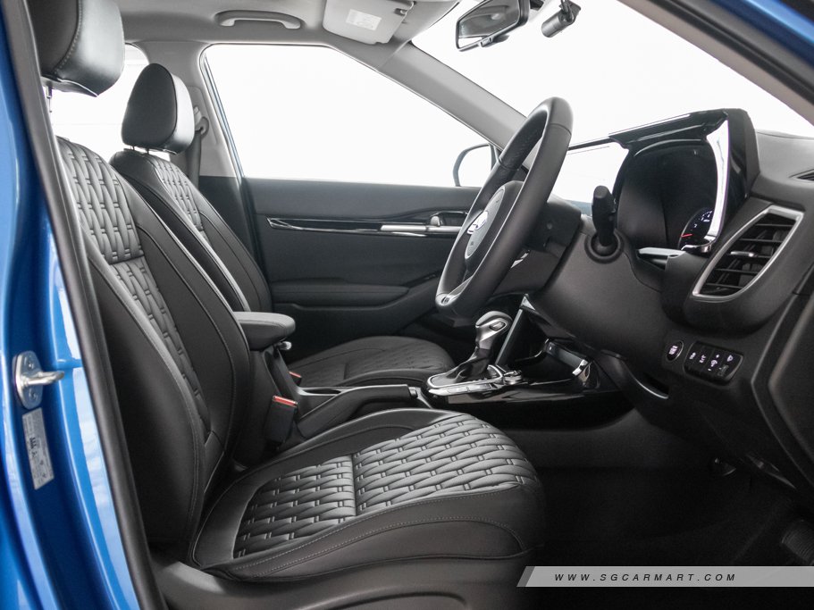 https://i.i-sgcm.com/new_cars/cars/12626/12626_g78