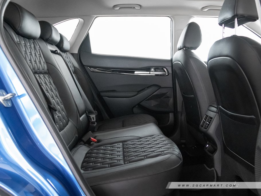 https://i.i-sgcm.com/new_cars/cars/12626/12626_g79