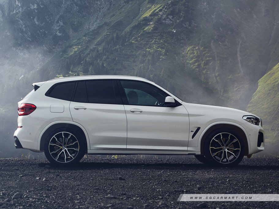 https://i.i-sgcm.com/new_cars/cars/12627/12627_g11