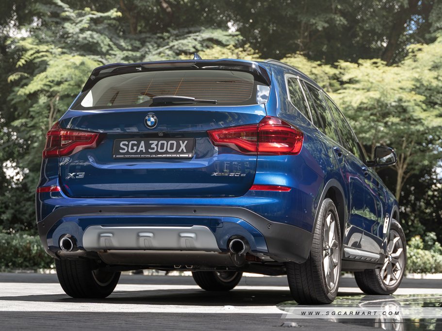 https://i.i-sgcm.com/new_cars/cars/12627/12627_g26